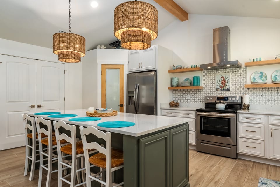 006 Las Brisas Fully Equipped Kitchen