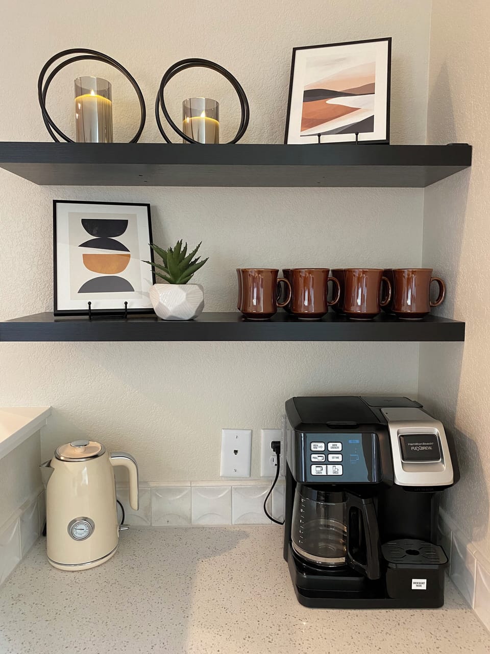 Coffee Brewing Station | Enjoy a fresh cup in the morning!