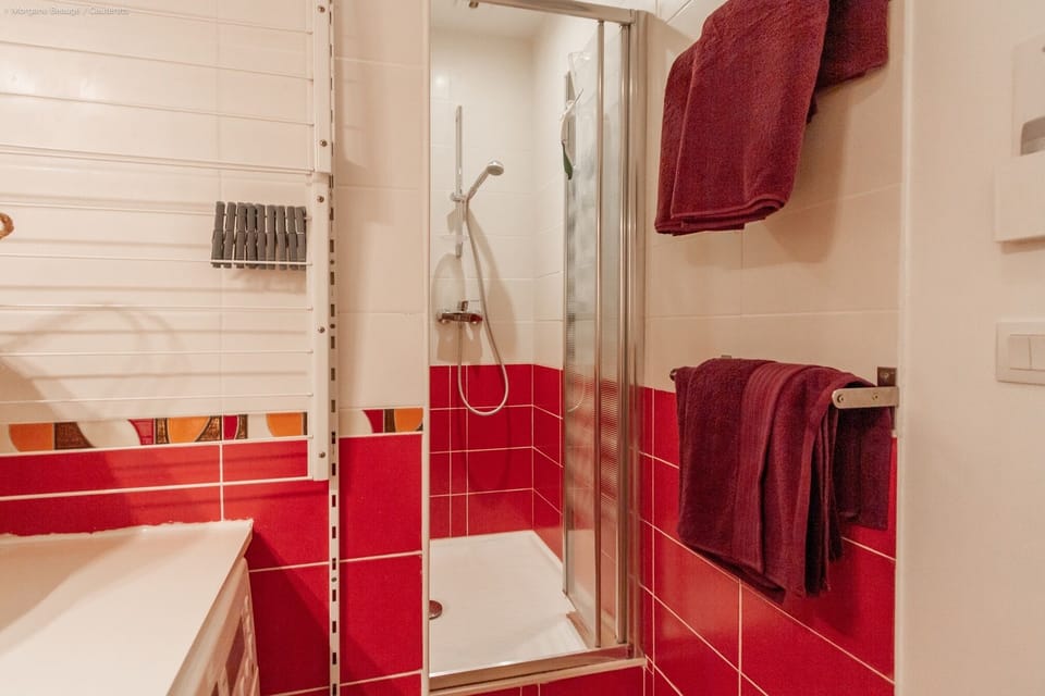 Bathroom (2)