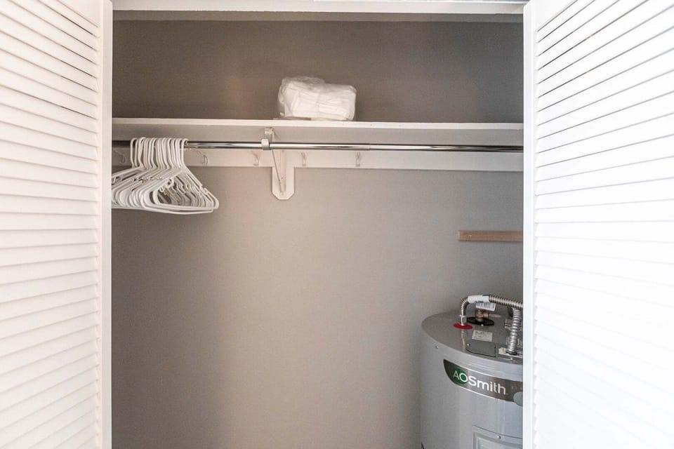 17 Closet