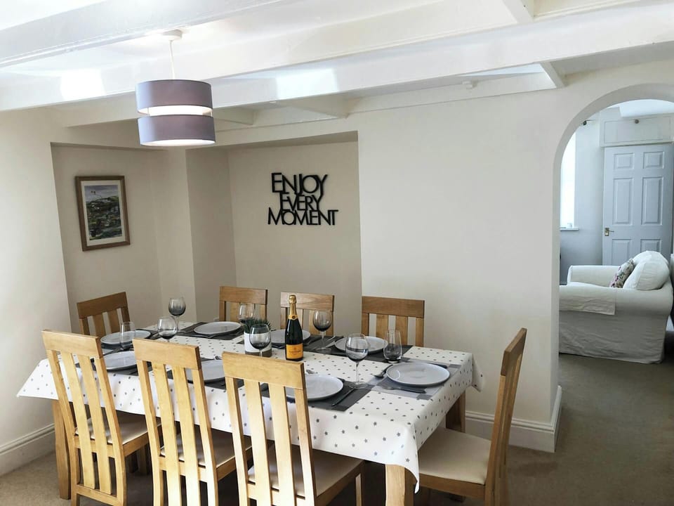 Dining table with 8 chairs