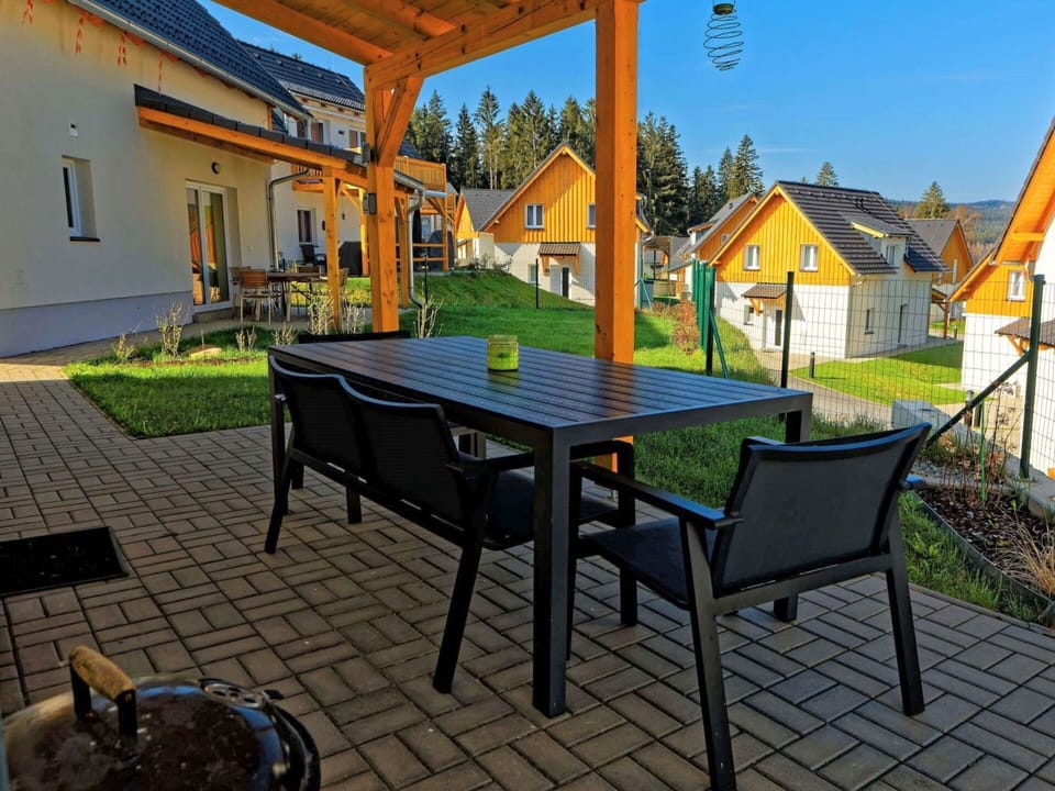 Building, Table, Property, Furniture, Plant, Window, Wood, Chair, Interior Design, Sky