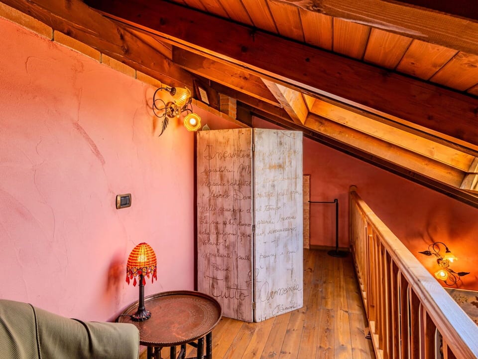 Property, Building, Wood, Lighting, Interior Design, Architecture, Floor, Wood Stain, Flooring
