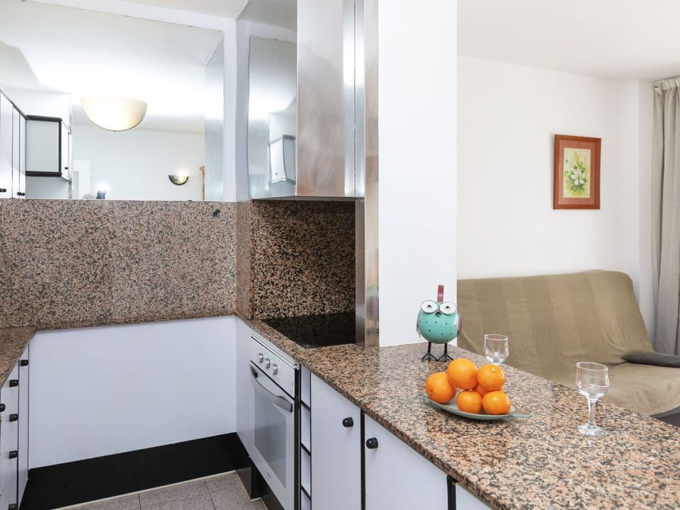 Cabinetry, Mirror, Sink, Countertop, Tap, Interior Design, Plumbing Fixture, Wood, Flooring, Floor