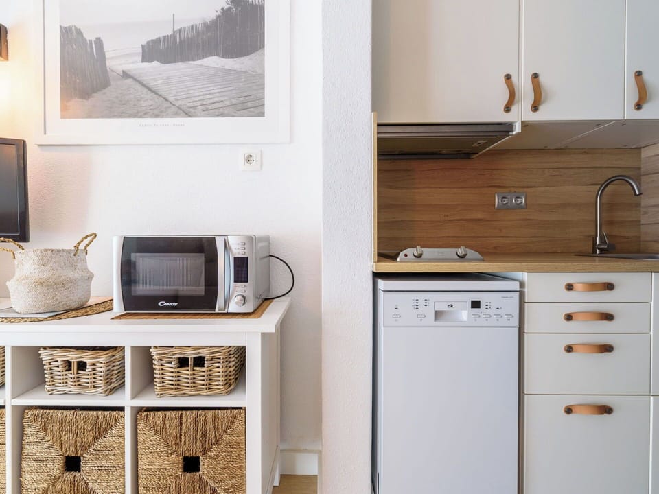 Furniture, Kitchen Appliance, Major Appliance, Kitchen, Interior Design, Cabinetry, Wood, Home Appliance, Countertop, Room