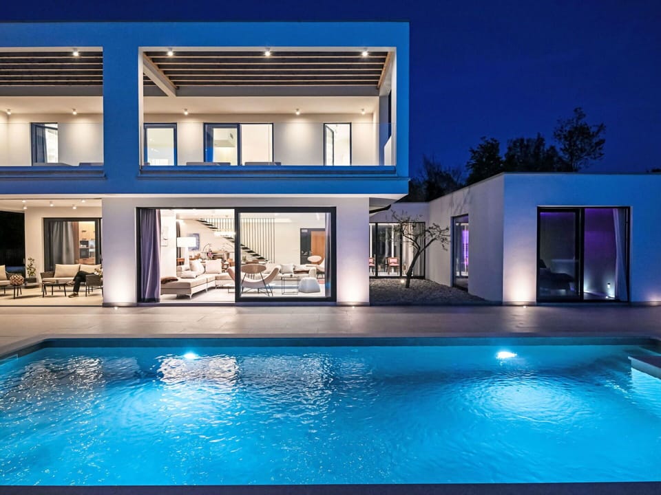 Home, Architecture, Facade, Estate, Swimming Pool, Mansion, Villa, Resort, Eco Hotel, Shade