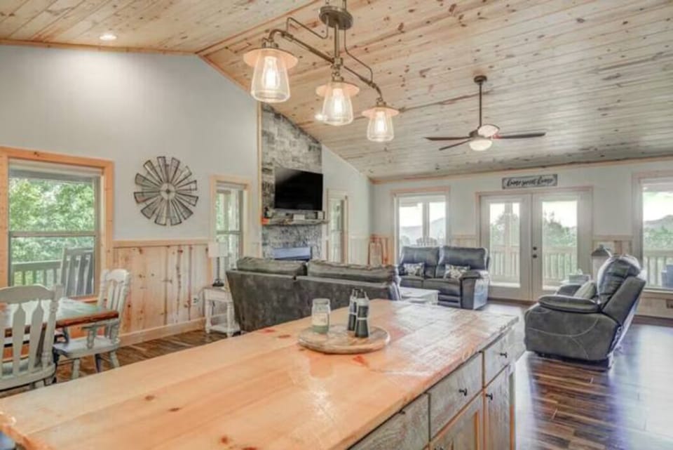"you have plenty of space inside and outside of the home."- Chad Oct 2025