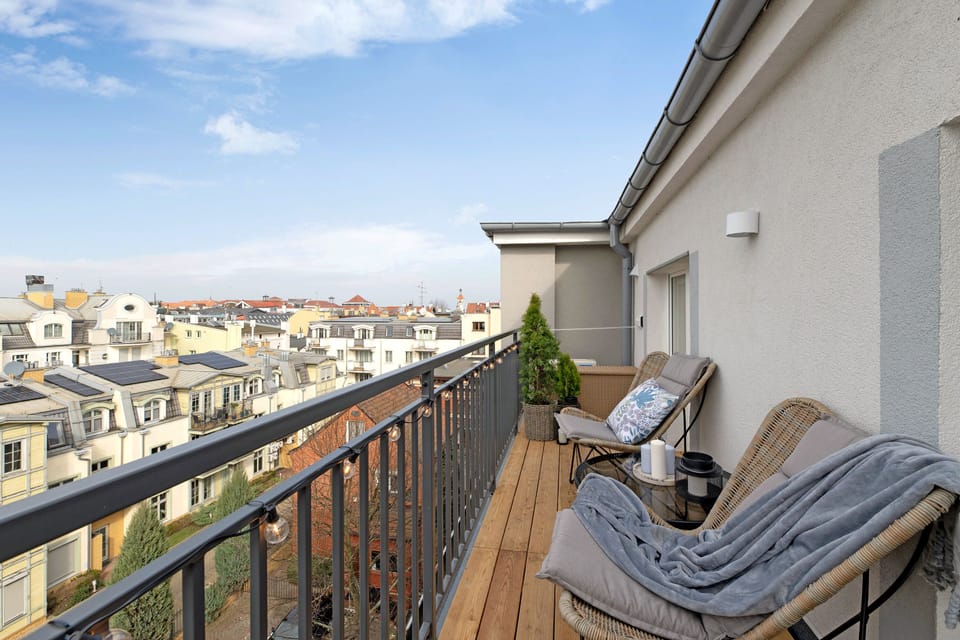 Classic Apartment, Balcony, City View | Terrace/patio