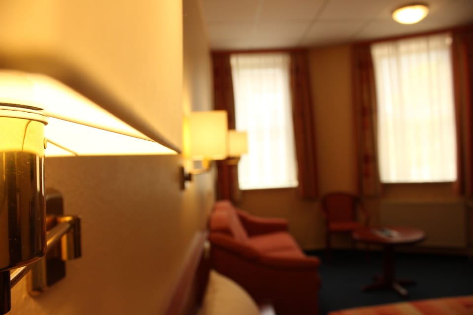 Double Room, 1 Double Bed | Minibar, in-room safe, desk, soundproofing
