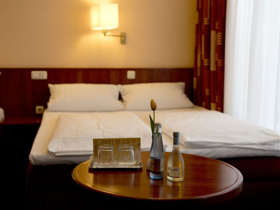 Quadruple Room, 1 Double Bed with Sofa bed | Minibar, in-room safe, desk, soundproofing
