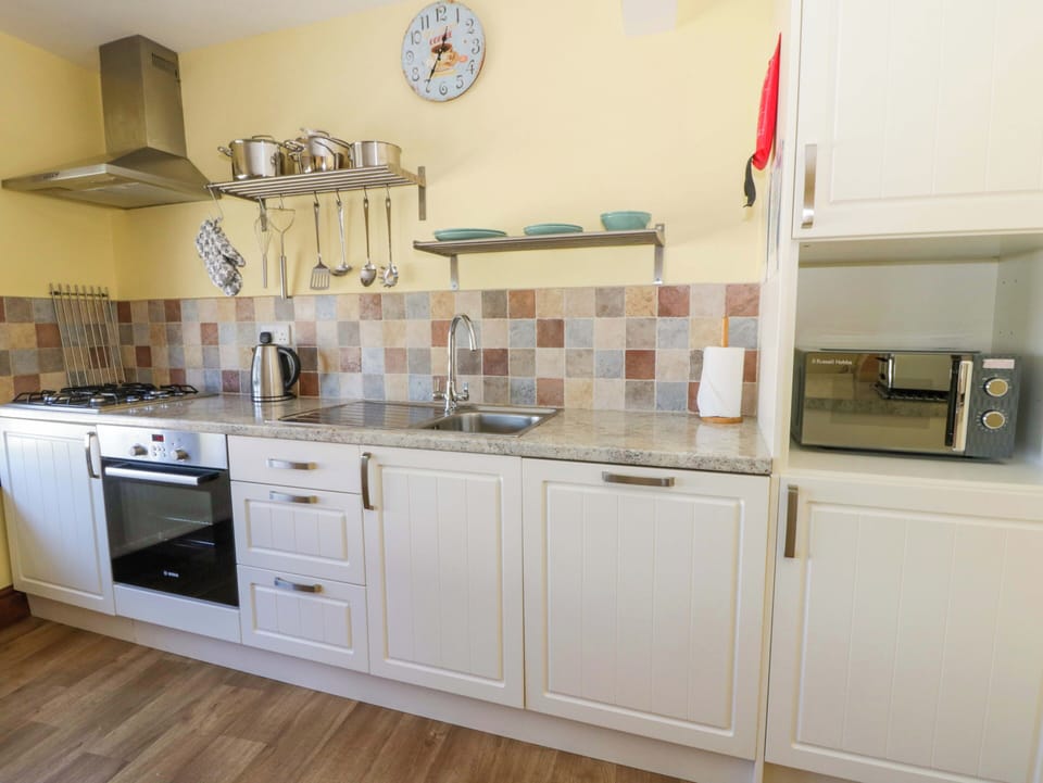 Cottage | Interior