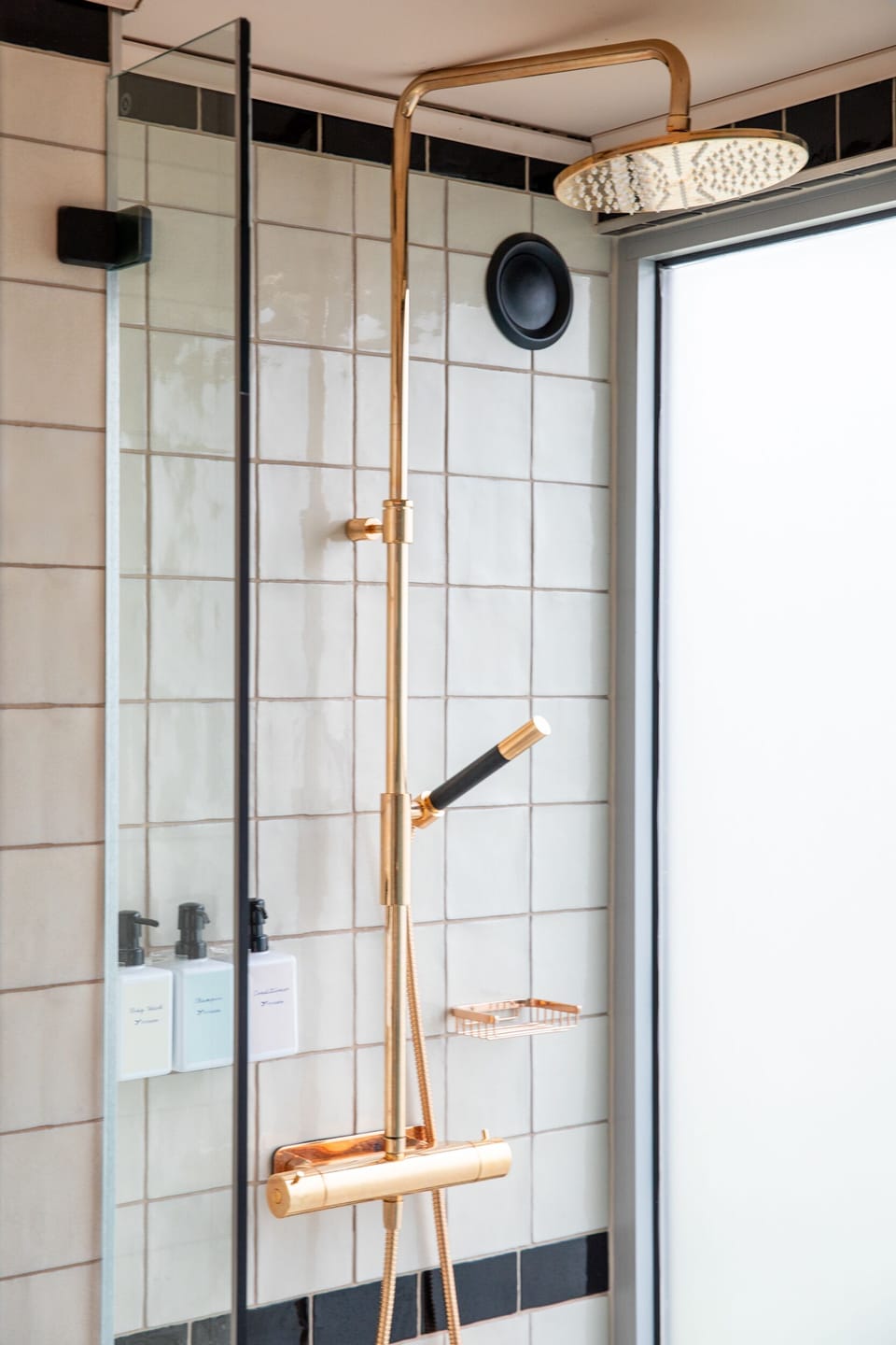 Studio | Bathroom