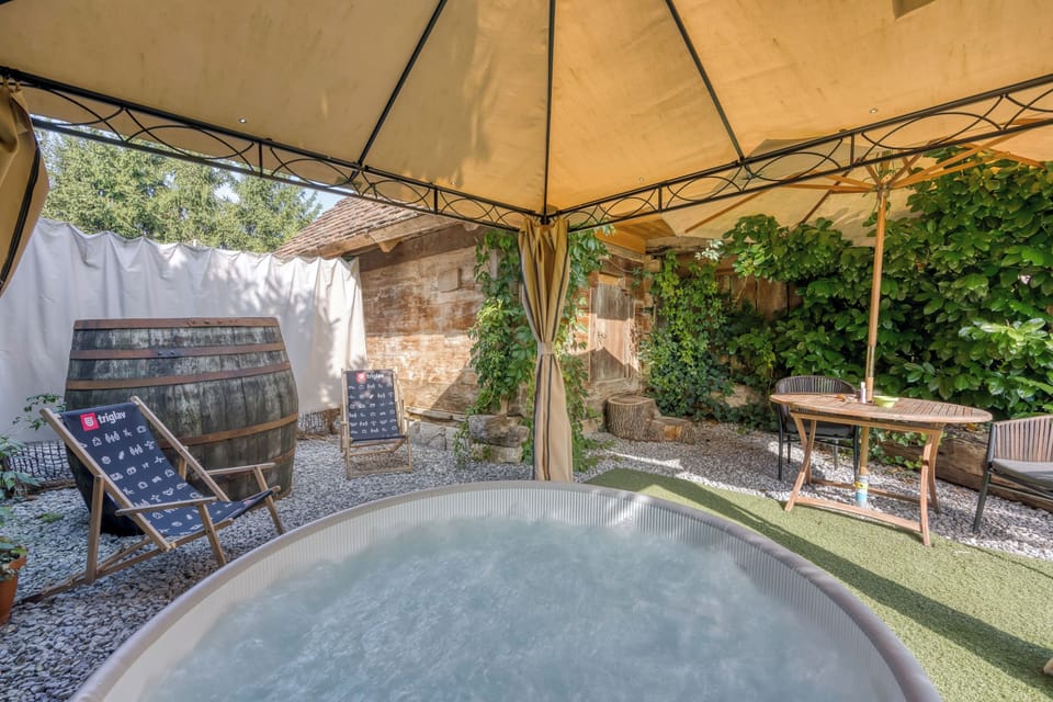 Family House, 1 Bedroom, Balcony (Tiny-Mini Bertl With Hot Tub) | Outdoor spa tub
