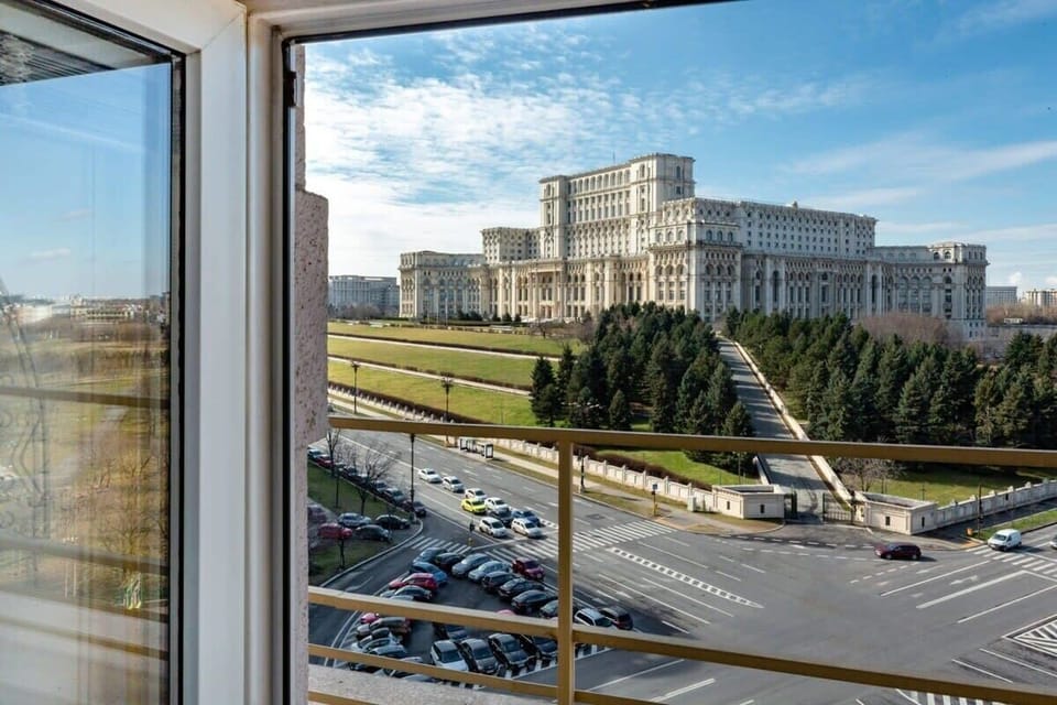 Experience breathtaking vistas from our balcony, where the awe-inspiring sight of the Palace of the Parliament unfolds before your eyes, immersing you in its grandeur and history.