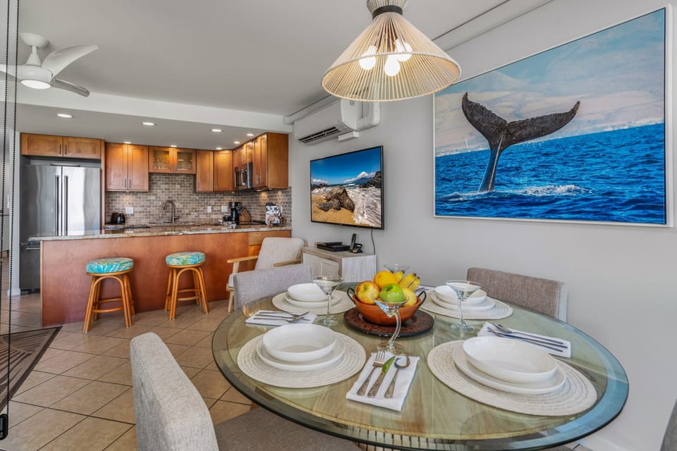 Condo, 1 Bedroom | Dining