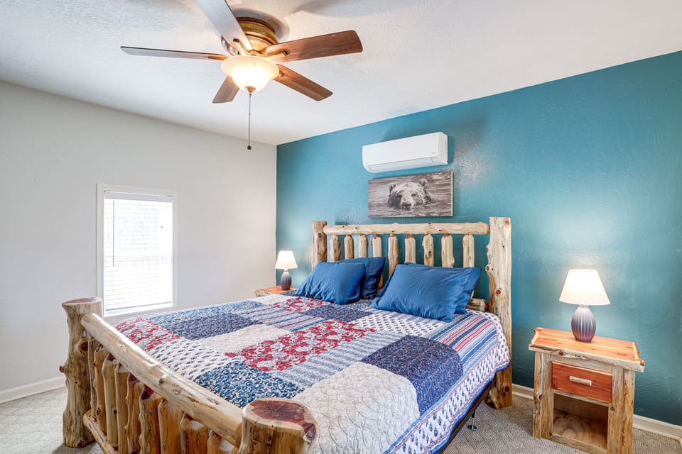 < 1 Mi to White River! Pet-friendly Cabin in Guion Cottage in Arkansas
