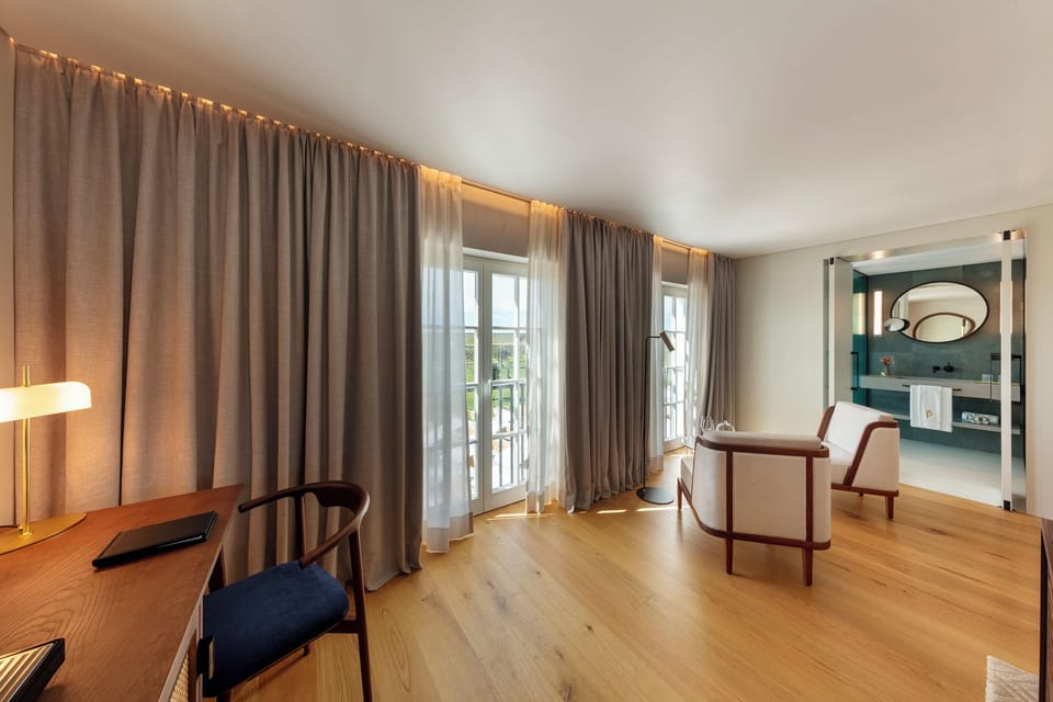 Superior Room | Premium bedding, down comforters, memory foam beds, minibar