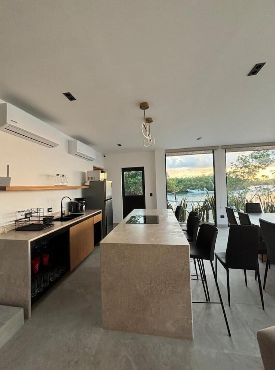 Private kitchen