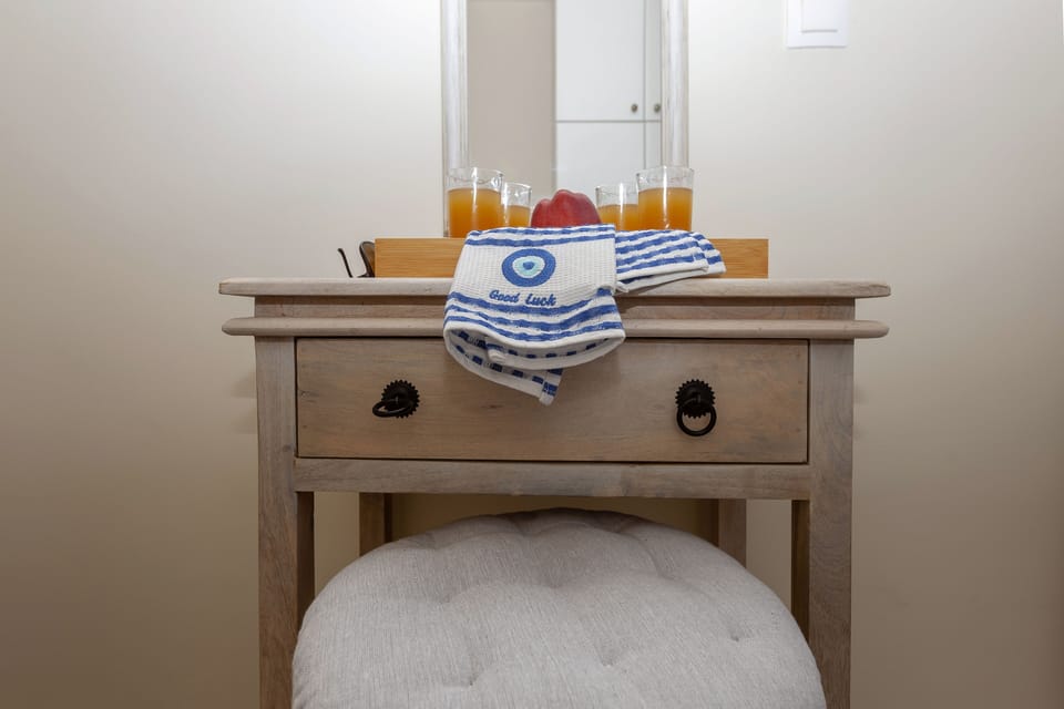 1 bedroom, iron/ironing board, free WiFi