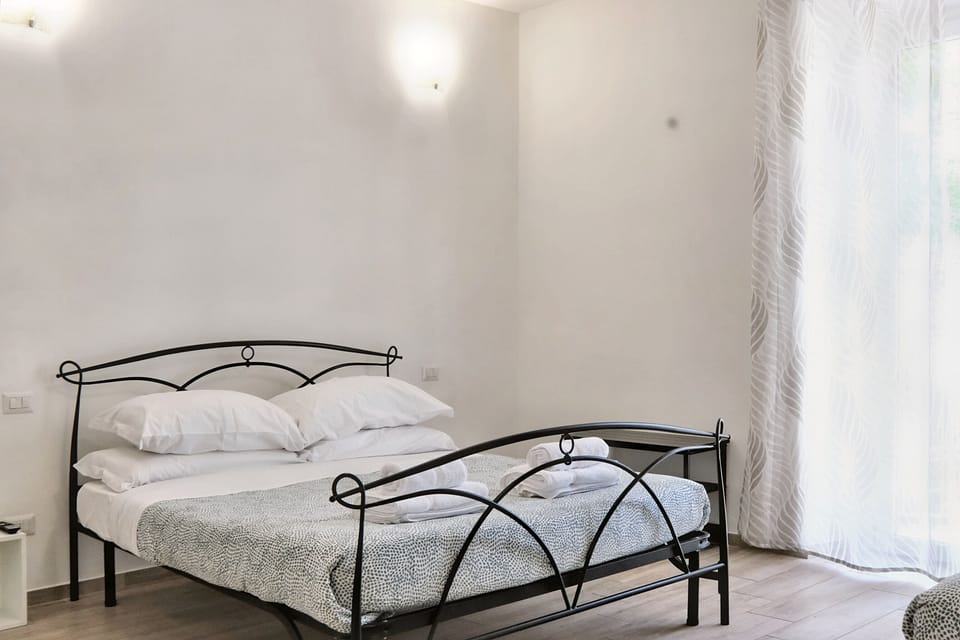 Comfort Apartment, Balcony, City View | 2 bedrooms, down comforters, iron/ironing board, cribs/infant beds