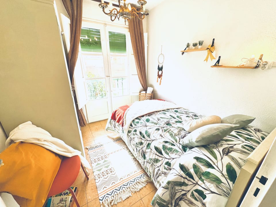 Classic Duplex, Mountain View | Premium bedding, down comforters, memory foam beds, in-room safe