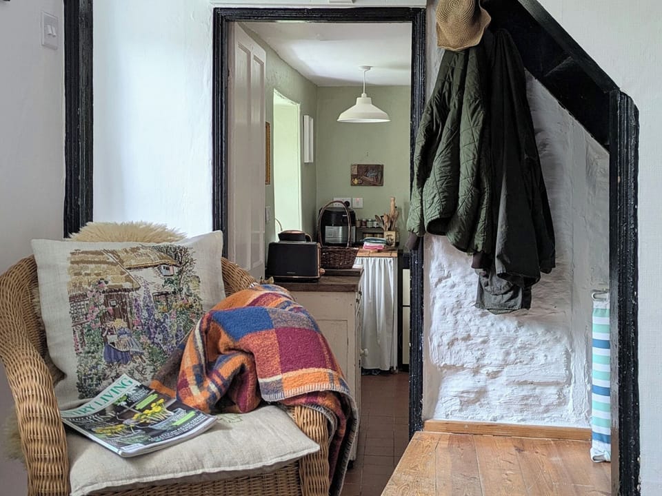 Cottage | Interior