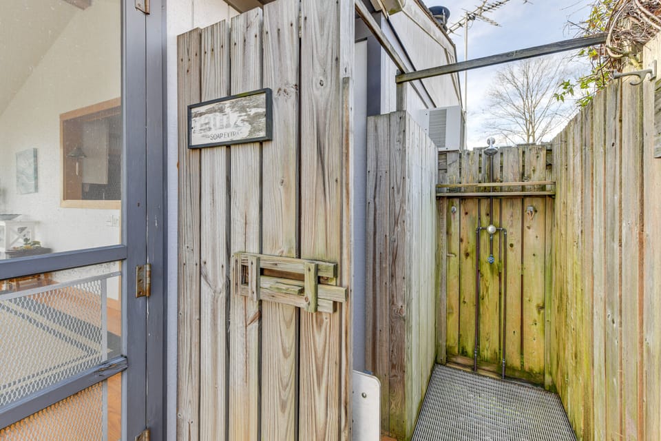 House Exterior | Shower