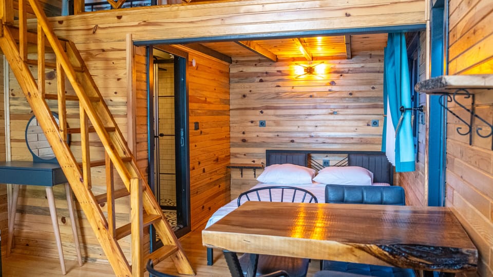 Family Bungalow | 1 bedroom, Egyptian cotton sheets, premium bedding, minibar