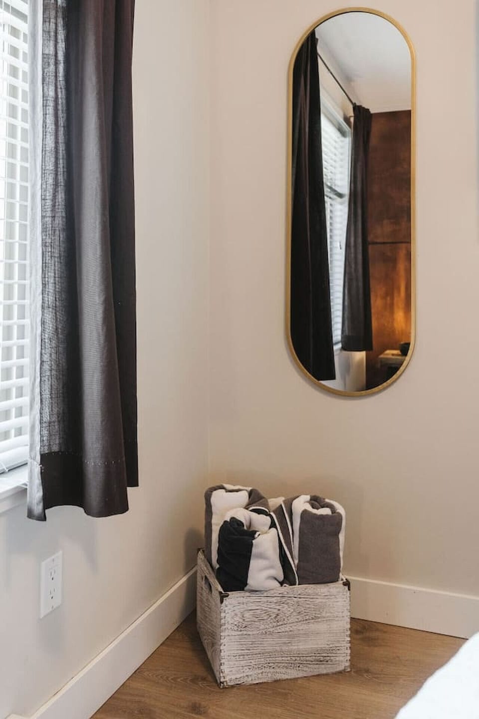We offer some pool towels for when you go to the amenity building to soak.