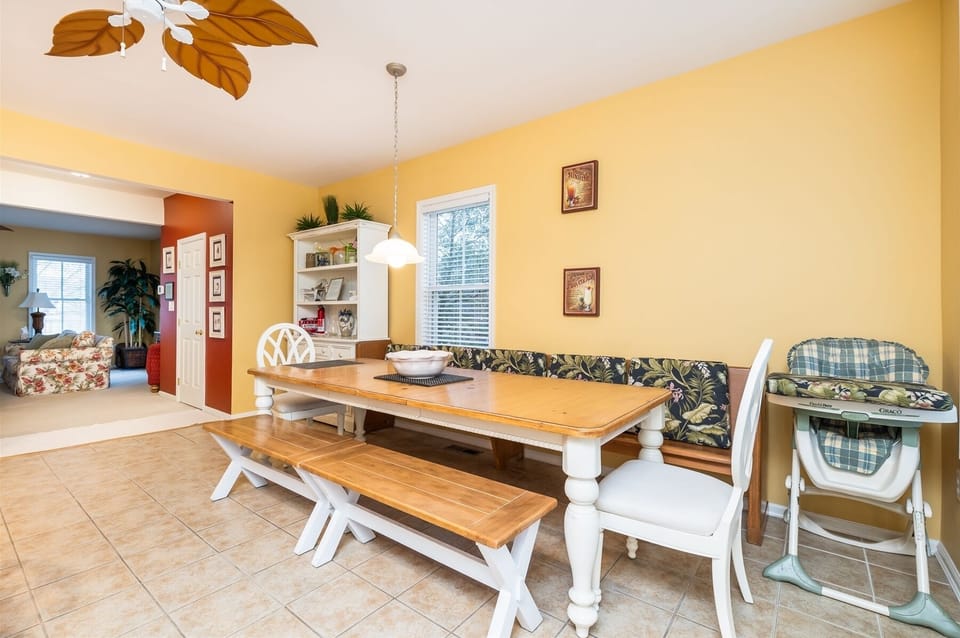 Sunset Island 30 Island Edge Drive Second Level Dining Area