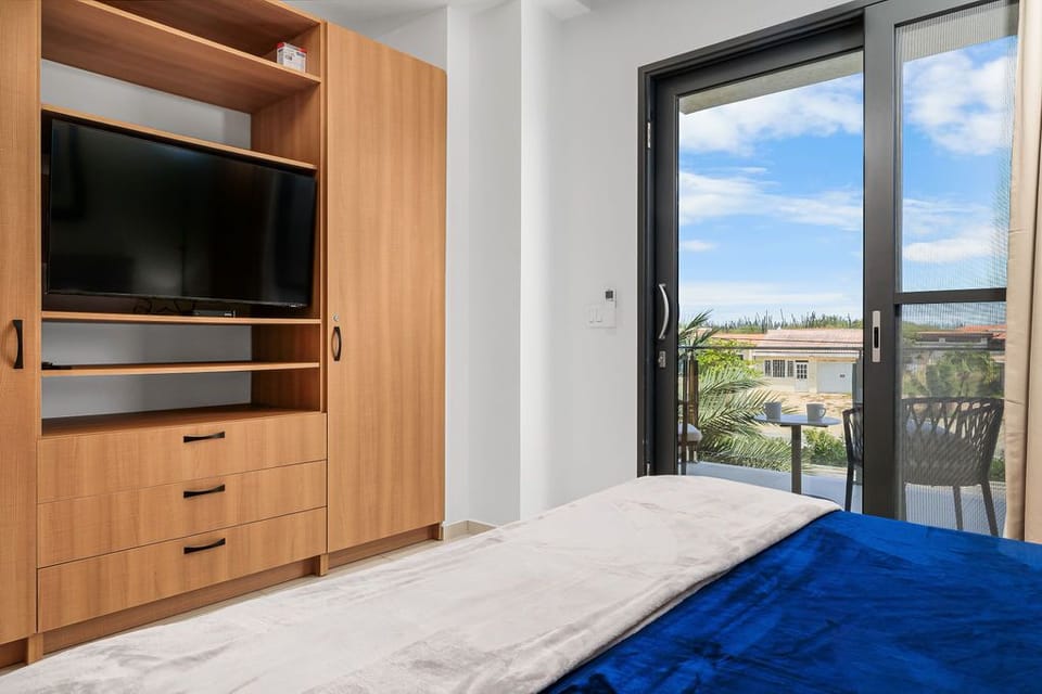 NEW One Bedroom Condo @ Wariruri w/ PrivateBalcony (17614)