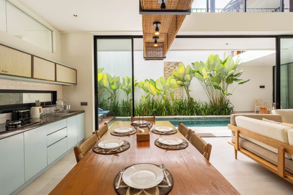 Villa | Dining room