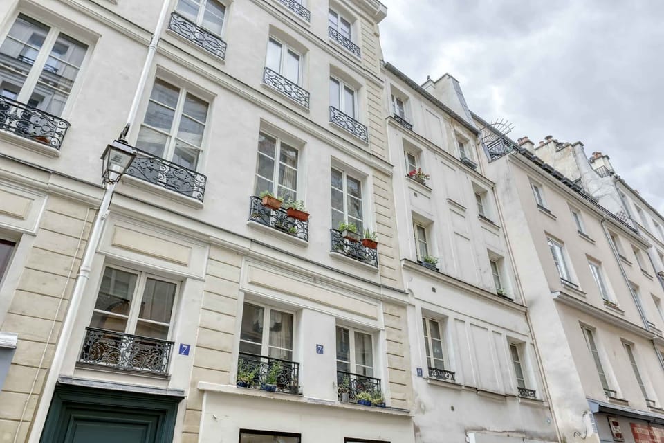 Façade