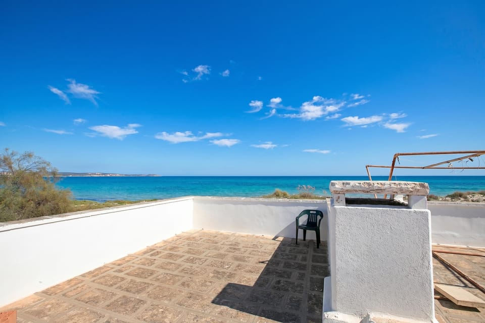 Family House, 3 Bedrooms, 2 Bathrooms (Villa Dei Fanti On The Sandy Beach) | Terrace/patio
