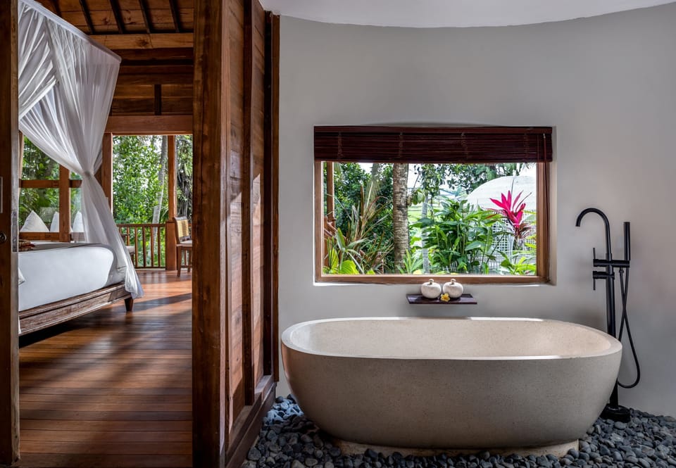 Suite Riverside Double or Twin with Free Shuttle to Ubud | Bathroom | Separate tub and shower, rainfall showerhead, free toiletries