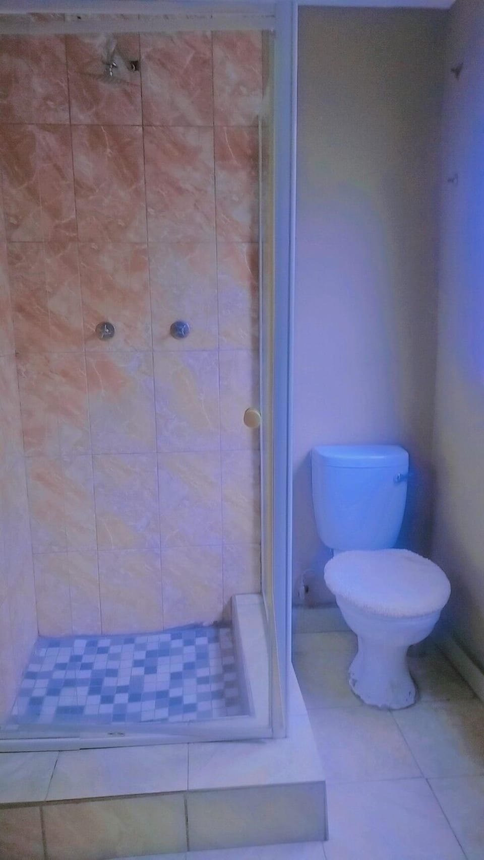 Shower, towels, soap, shampoo