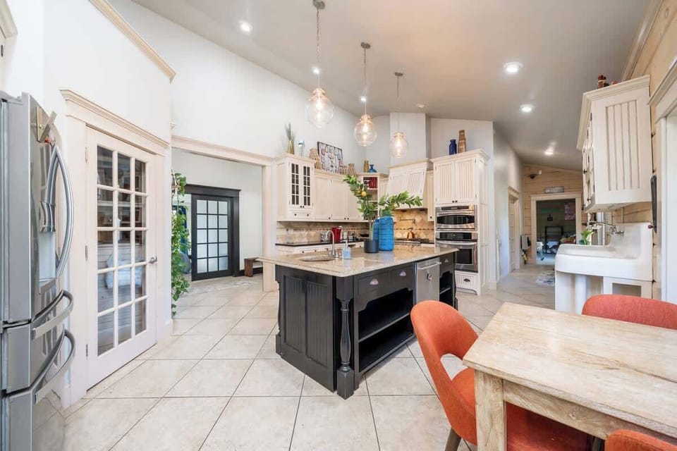 The double ovens make it easy to whip up a family feast everyone will love.