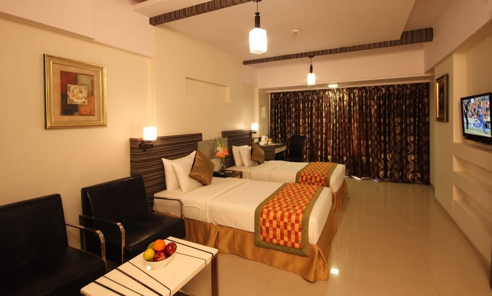 Deluxe Double or Twin Room | In-room safe, blackout drapes, iron/ironing board, free WiFi