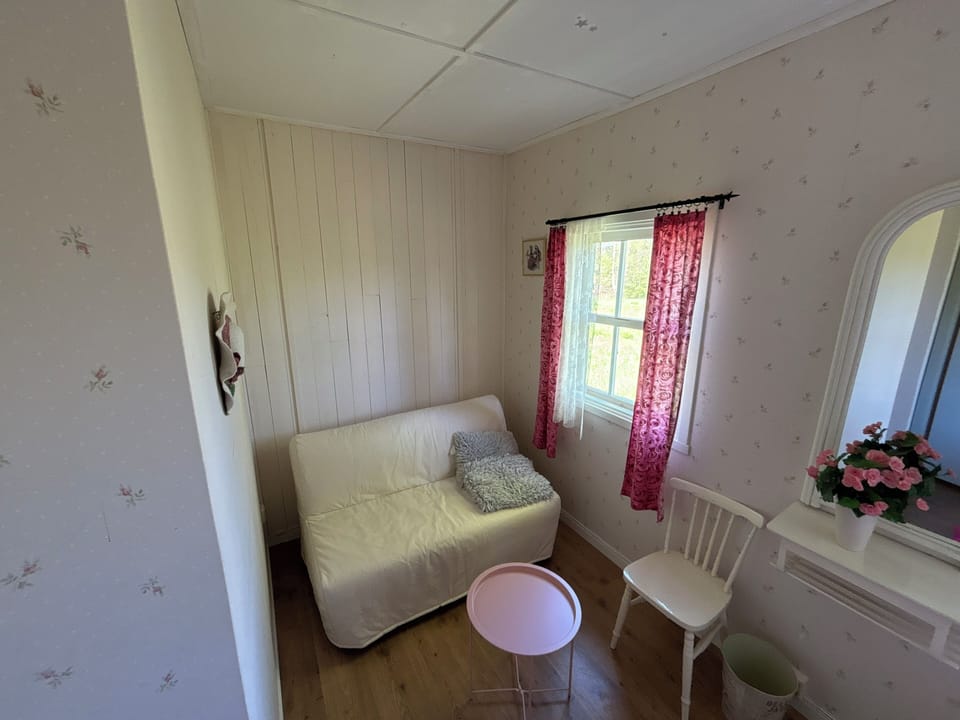 Family Quadruple Room | Individually decorated, individually furnished, free WiFi