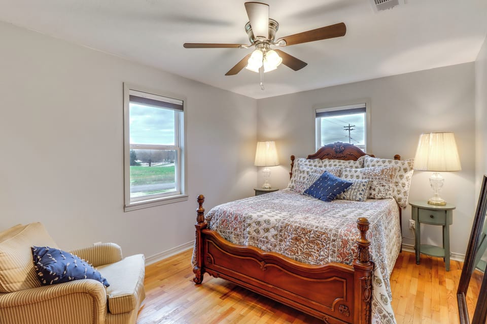 House (3 Bedrooms) | Interior