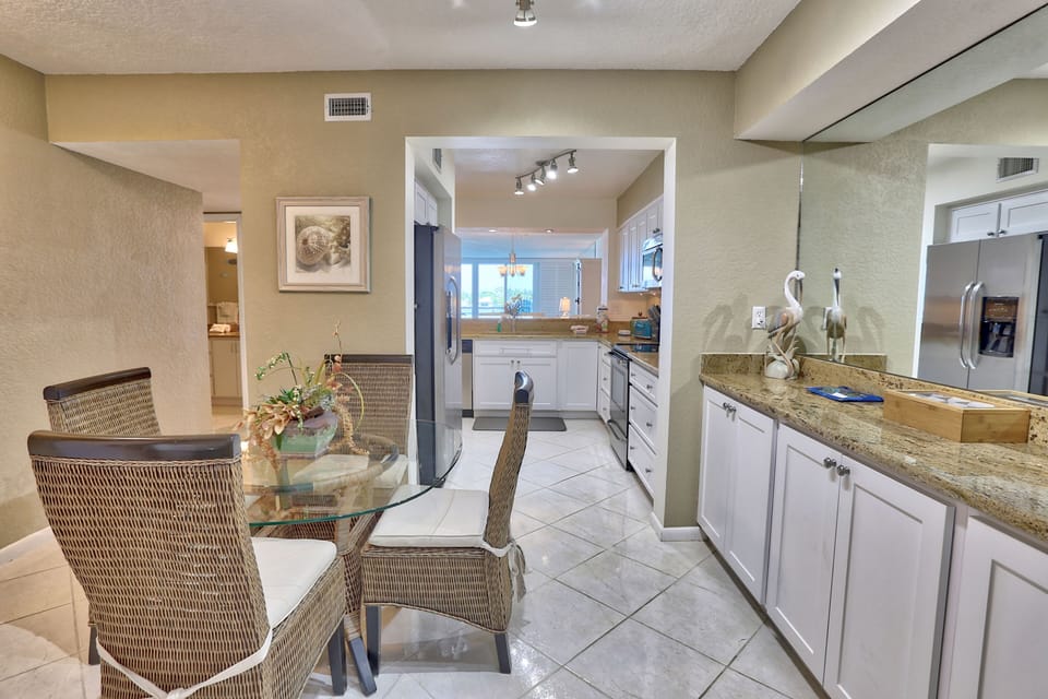 Kitchen/Dining