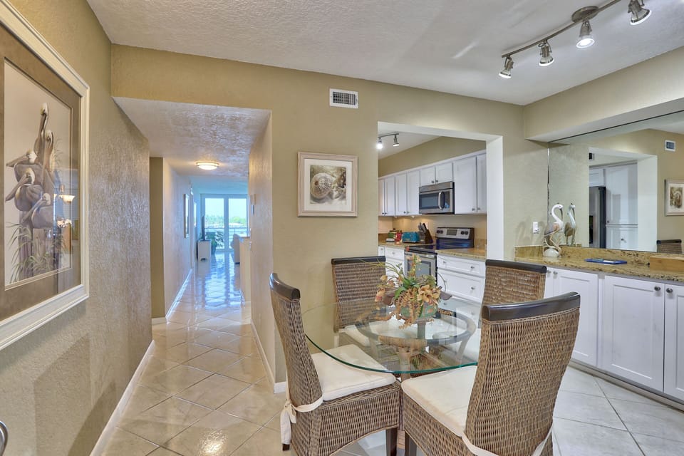 Additional dining table