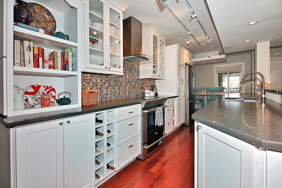 Condo, Multiple Beds (Land's End 7-405 Beach Front - Premie) | Private kitchen | Oven, toaster