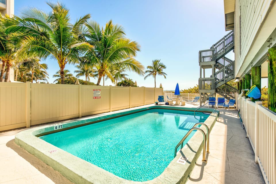 House, Multiple Beds (Sand Dunes Townhome C2) | Pool