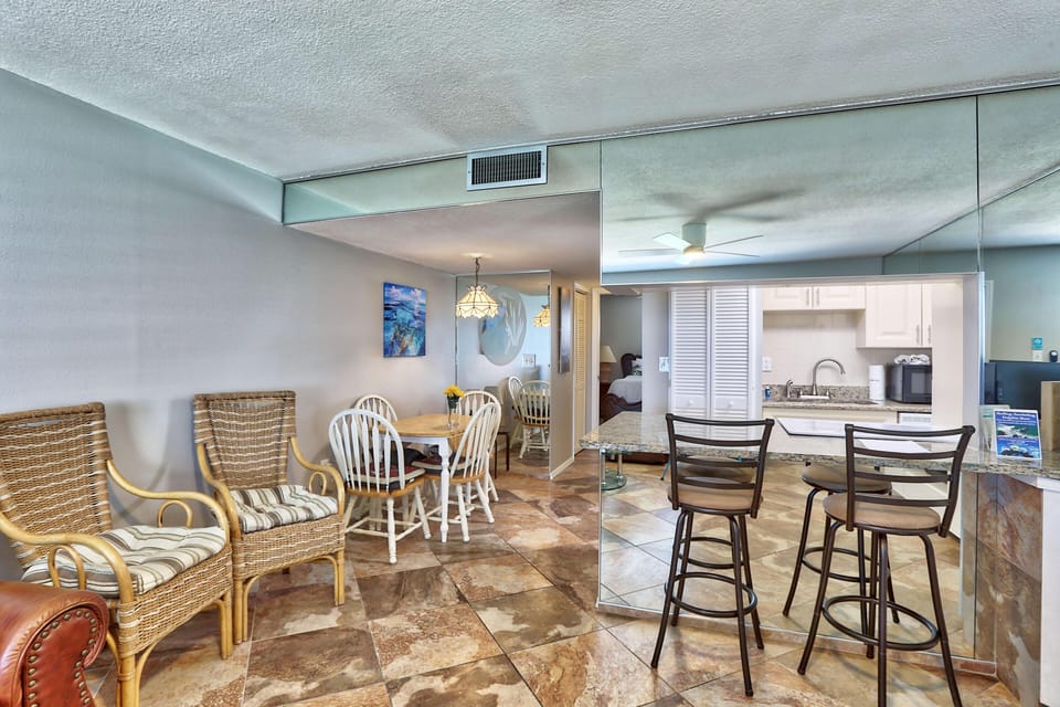 Condo, Multiple Beds (Sunset Chateau 506 - Premier) | Interior