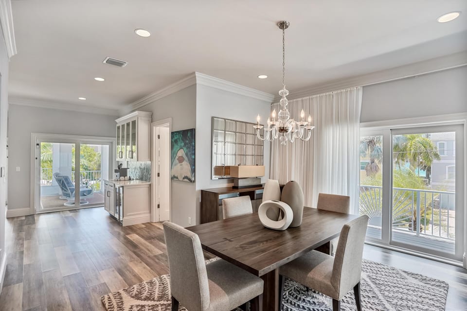 House, Multiple Beds (Sunset Point Beach House) | Dining