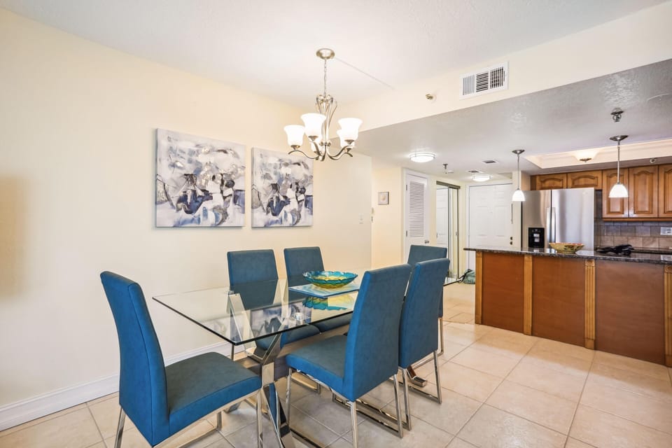 Condo, Multiple Beds (Trillium 2B - Premier) | Dining