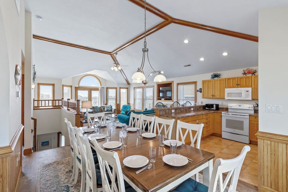 Top Level Dining Area