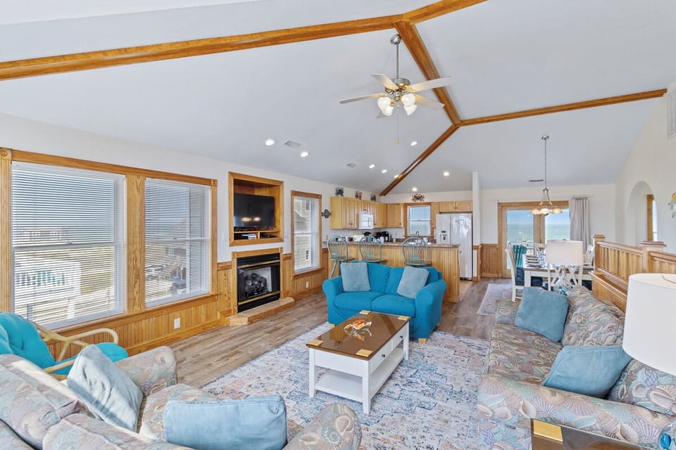 Top Level Living Area