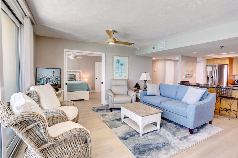 Condo, Multiple Beds (Trillium 5B - Premier) | Living area | TV